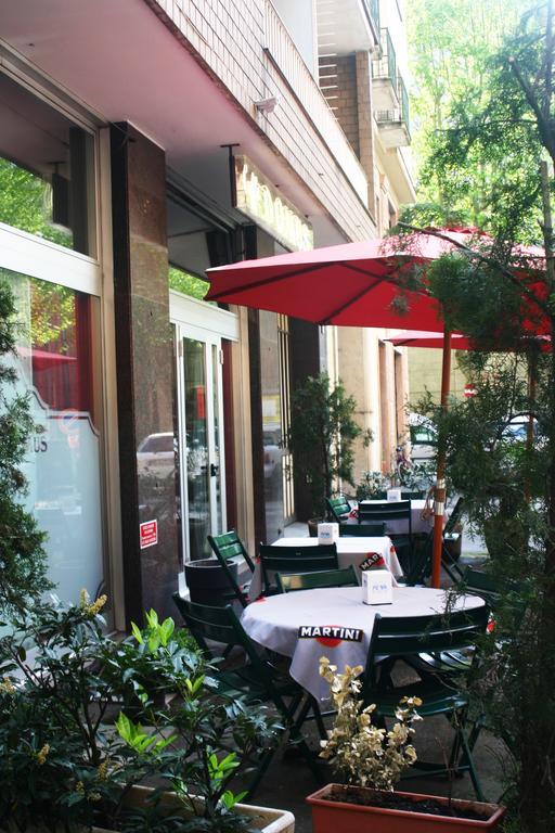 Domus Hotel Alessandria Exterior foto
