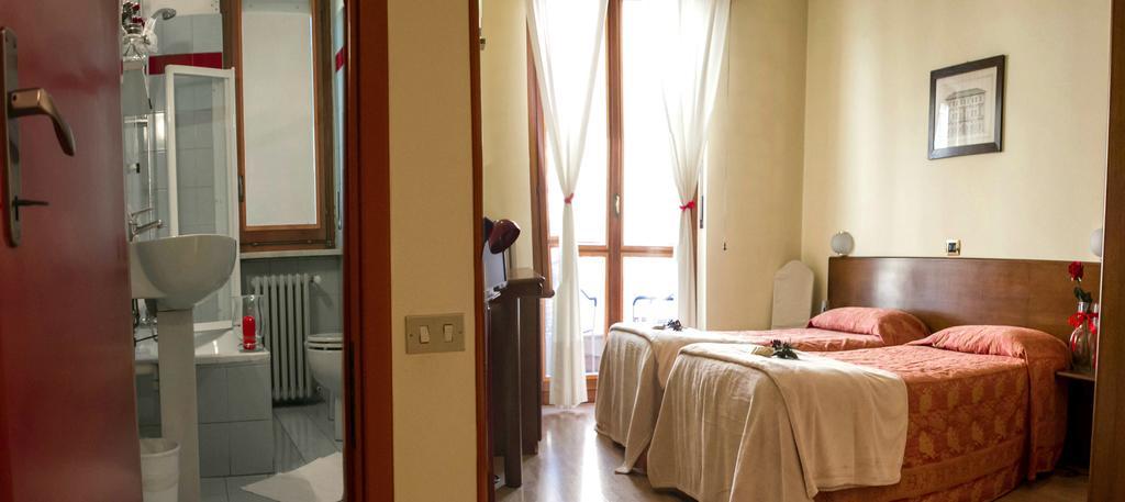Domus Hotel Alessandria Exterior foto