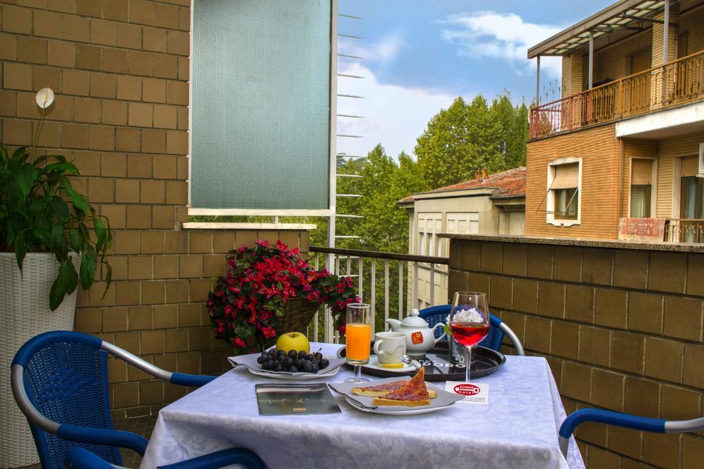 Domus Hotel Alessandria Exterior foto